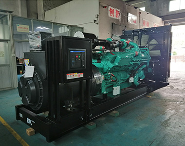 云顶集团1200KW/400V陆用发电机应用于某房地产项目